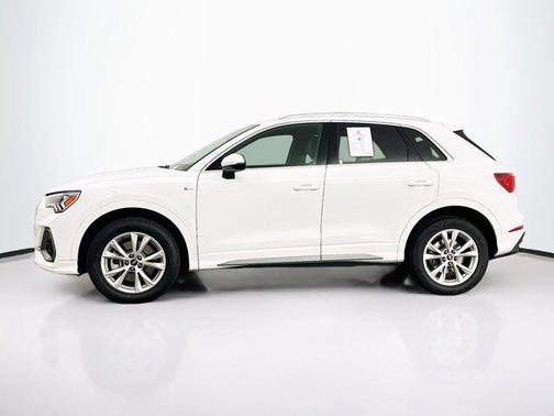 2023 Audi Q3 Premium 45 TFSI S line quattro Tiptronic