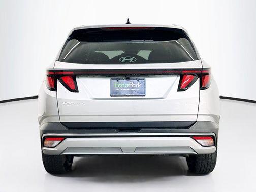 Shimmering Silver 2025 Hyundai TUCSON SEL