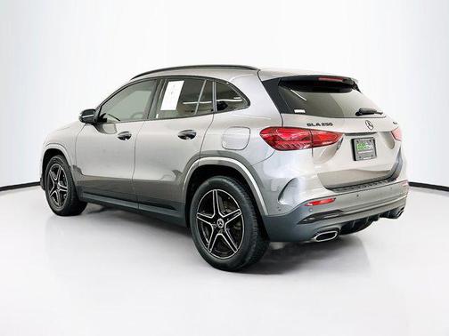 2025 Mercedes-Benz GLA 250 4MATIC