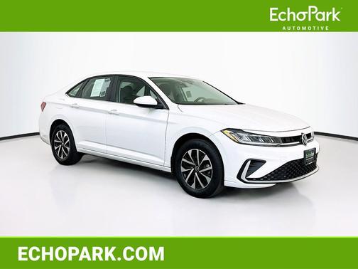 Pure White 2025 Volkswagen Jetta 1.5T S