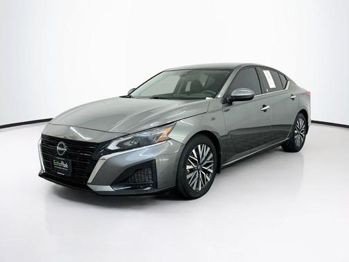 Gun Metallic 2023 Nissan Altima 2.5 SV