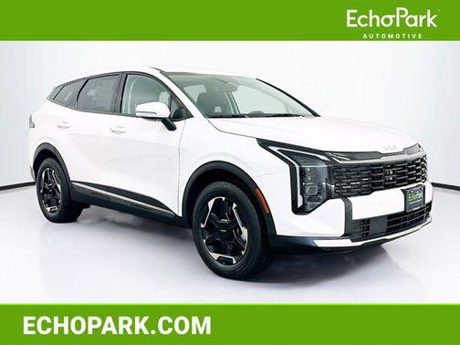 Snow White Pearl 2026 Kia Sportage SX Turbo