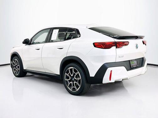 2025 BMW X2 xDrive28i