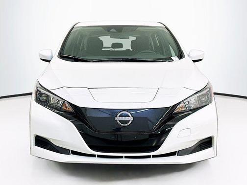 2025 Nissan Leaf S