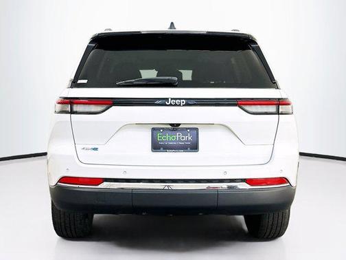 2022 Jeep Grand Cherokee 4xe Base