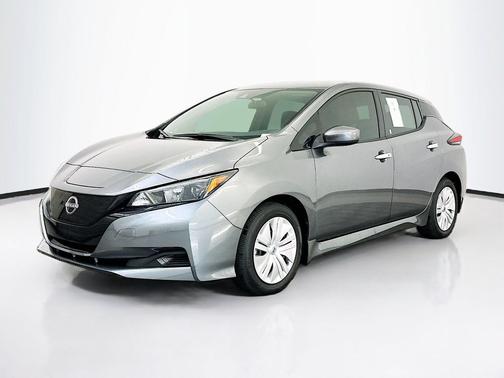 Gun Metallic 2024 Nissan Leaf S