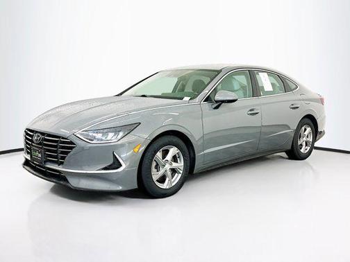 2021 Hyundai SONATA SE