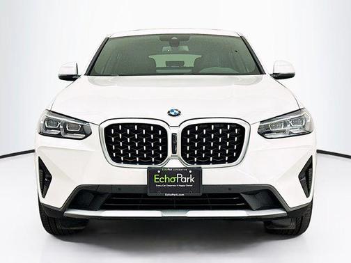 2024 BMW X4 xDrive30i