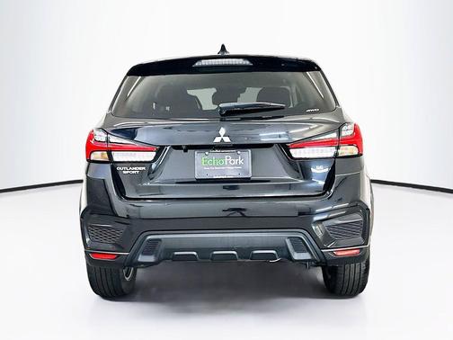 Labrador Black Pearl 2024 Mitsubishi Outlander Sport SE
