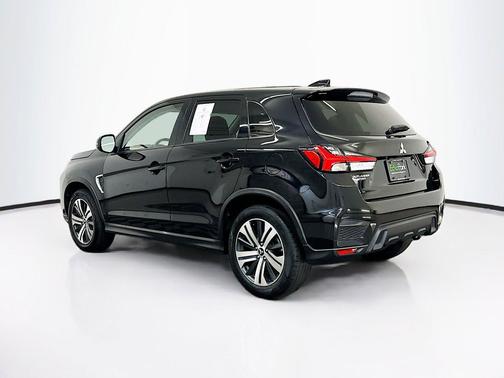 Labrador Black Pearl 2024 Mitsubishi Outlander Sport SE
