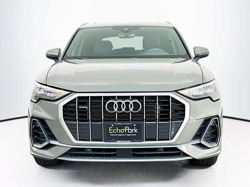 2022 Audi Q3 45 S line Premium