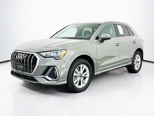 2022 Audi Q3 45 S line Premium