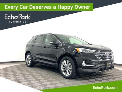 Photo 1 of 38 of 2019 Ford Edge Titanium