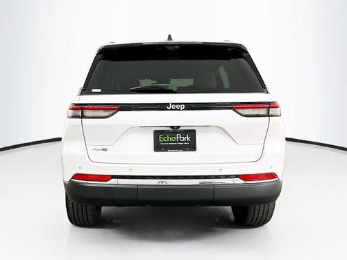 2022 Jeep Grand Cherokee 4xe Base