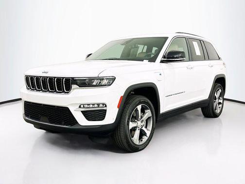 2022 Jeep Grand Cherokee 4xe Base