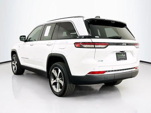 2022 Jeep Grand Cherokee 4xe Base