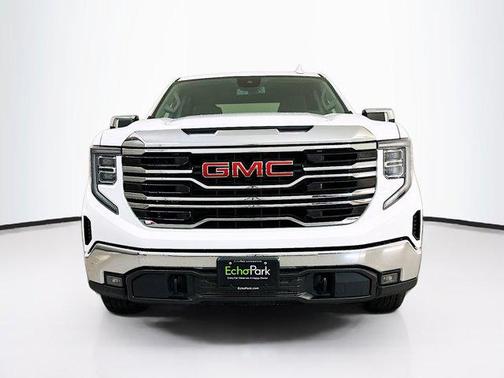 Summit White 2025 GMC Sierra 1500 SLT