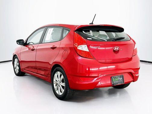 Boston Red 2013 Hyundai Accent SE