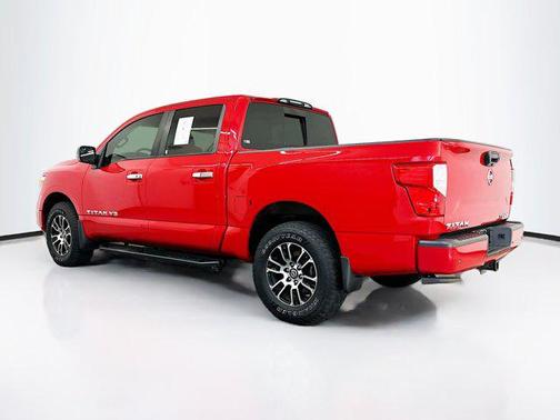 2020 Nissan Titan SV
