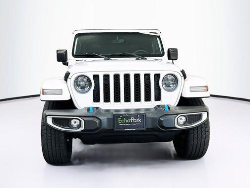Bright White Clearcoat 2023 Jeep Wrangler 4xe Sahara