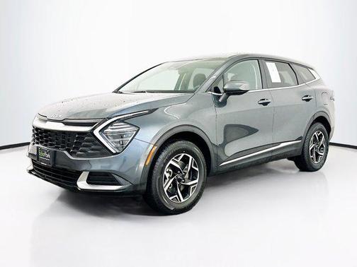 Gravity Gray 2025 Kia Sportage LX