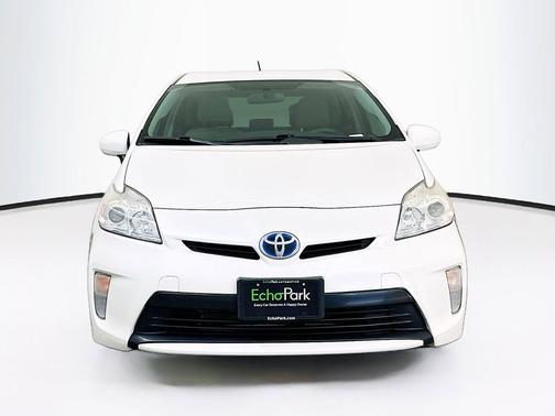 Blizzard Pearl 2015 Toyota Prius Three