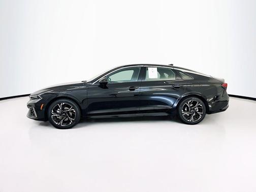 Aurora Black Pearl 2025 Kia K5 GT-Line