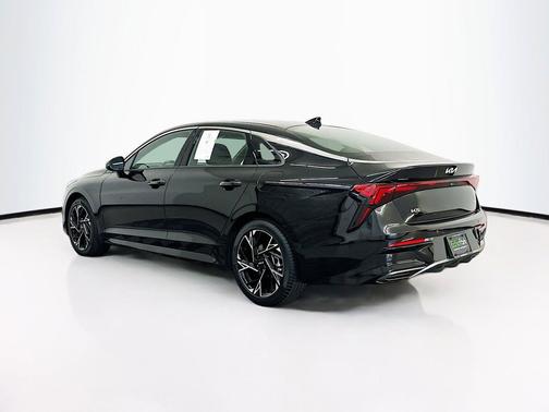 Aurora Black Pearl 2025 Kia K5 GT-Line
