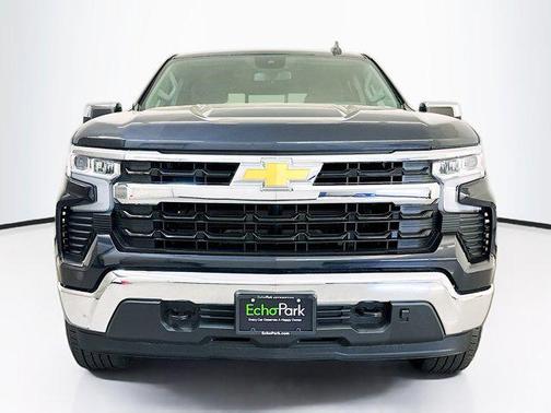Dark Ash Metallic 2024 Chevrolet Silverado 1500 LT