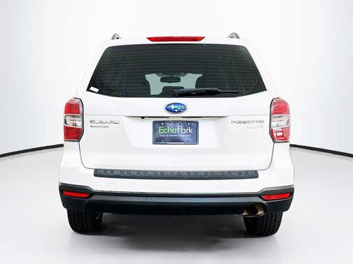 2016 Subaru Forester 2.5i
