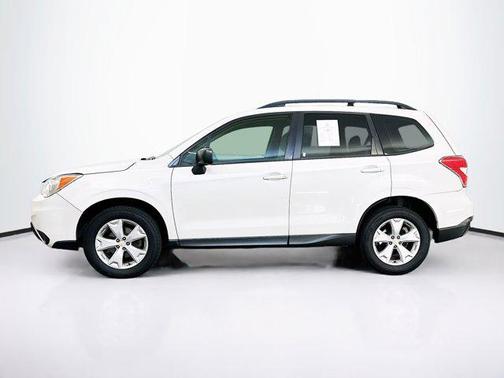 2016 Subaru Forester 2.5i