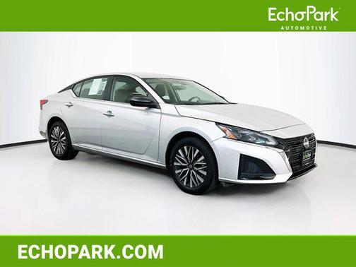 2025 Nissan Altima SV AWD