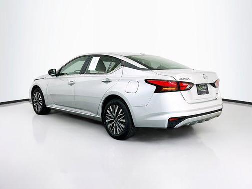 2025 Nissan Altima SV AWD