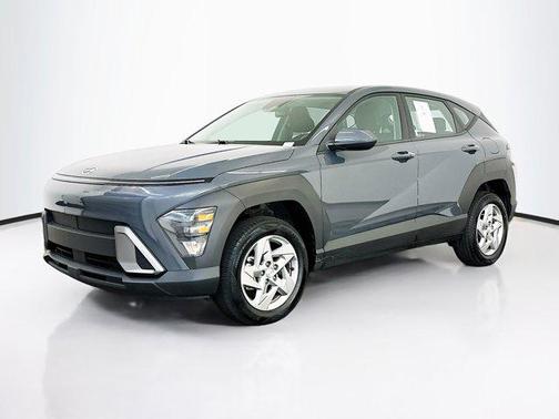 2024 Hyundai KONA SE