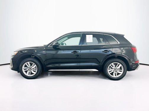 2022 Audi Q5 45 S line Premium