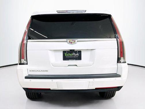 2018 Cadillac Escalade ESV Premium Luxury