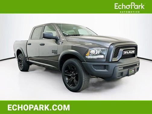 2024 RAM 1500 Classic Warlock Crew Cab 4x4 5'7' Box