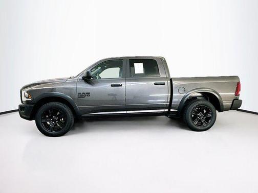2024 RAM 1500 Classic Warlock Crew Cab 4x4 5'7' Box