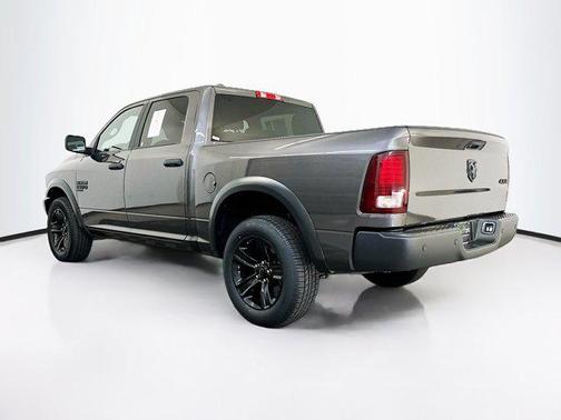 2024 RAM 1500 Classic Warlock Crew Cab 4x4 5'7' Box