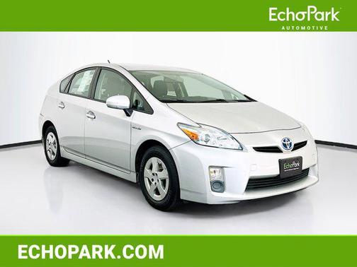 2010 Toyota Prius III