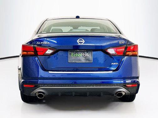 Deep Blue Pearl 2021 Nissan Altima SR Intelligent AWD