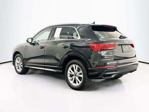 2024 Audi Q3 Premium 45 TFSI S line quattro Tiptronic
