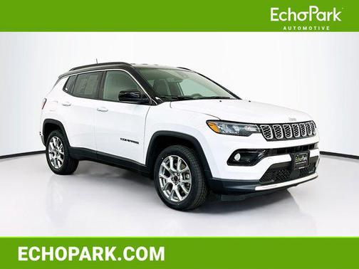 Bright White Clearcoat 2025 Jeep Compass Limited