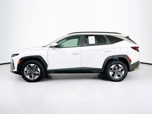 Serenity White Pearl 2025 Hyundai TUCSON SEL