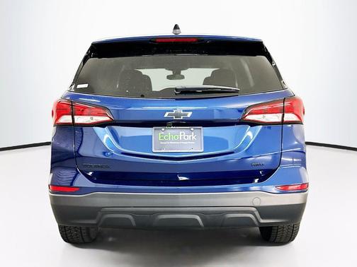 Blue Glow Metallic 2023 Chevrolet Equinox LS