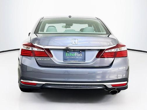 Modern Steel Metallic 2017 Honda Accord EX w/Honda Sensing