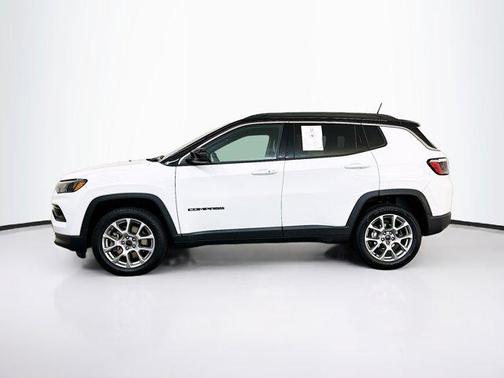 Bright White Clearcoat 2025 Jeep Compass Limited