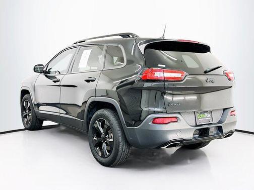 2017 Jeep Cherokee Altitude