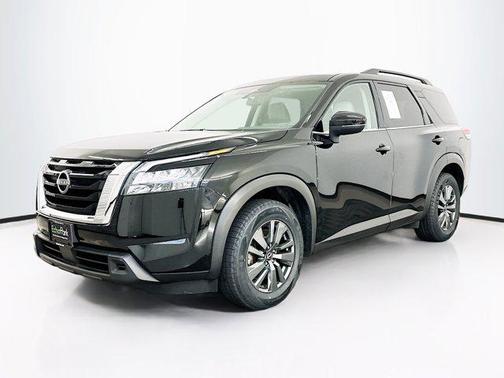2024 Nissan Pathfinder SV 4WD