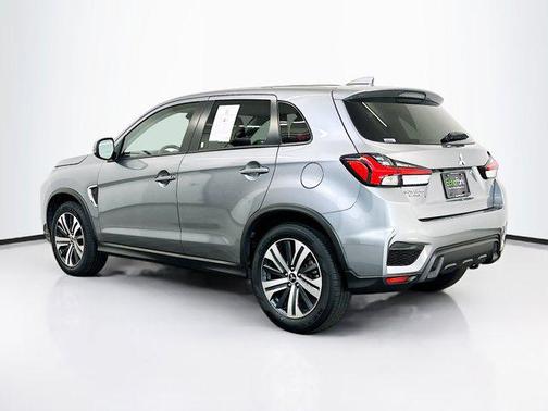 2024 Mitsubishi Outlander Sport SE